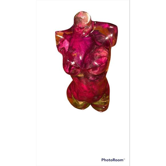 Handmade red rose resin goddess - Picture 1 of 6